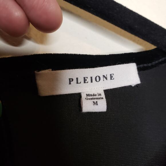 Pleione| Black Embroidered Mesh Velvet Blouse - Picture 6 of 10